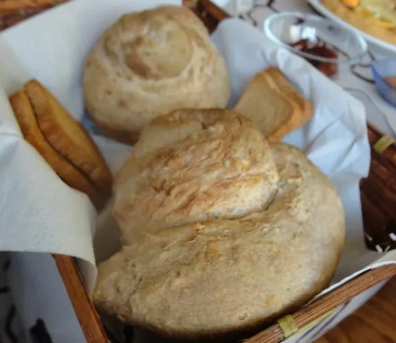 Casa Monte Albano تشيزينا