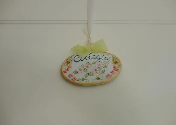 Casa Monte Albano تشيزينا