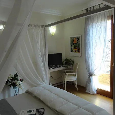 Casa Monte Albano Experience Bed & Breakfast