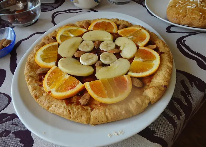 Casa Monte Albano تشيزينا